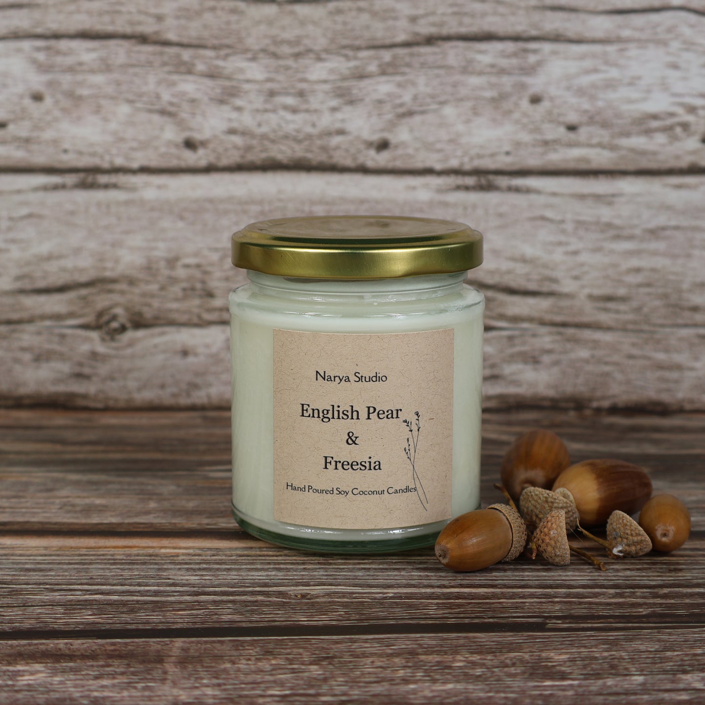 English Pear & Freesia